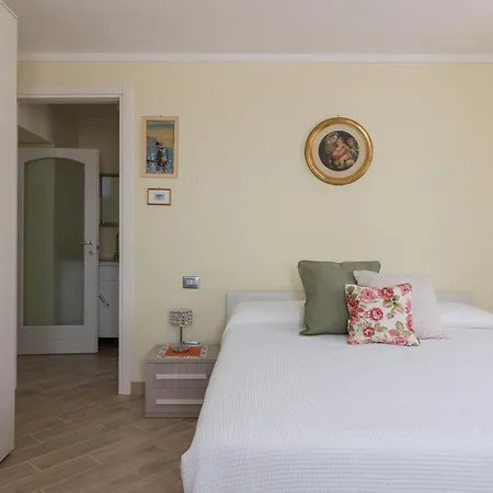 Albergo Diffuso Borgo Piovere In Tignale Room photo