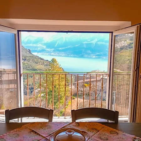 Albergo Diffuso Borgo Piovere In Tignale Room photo