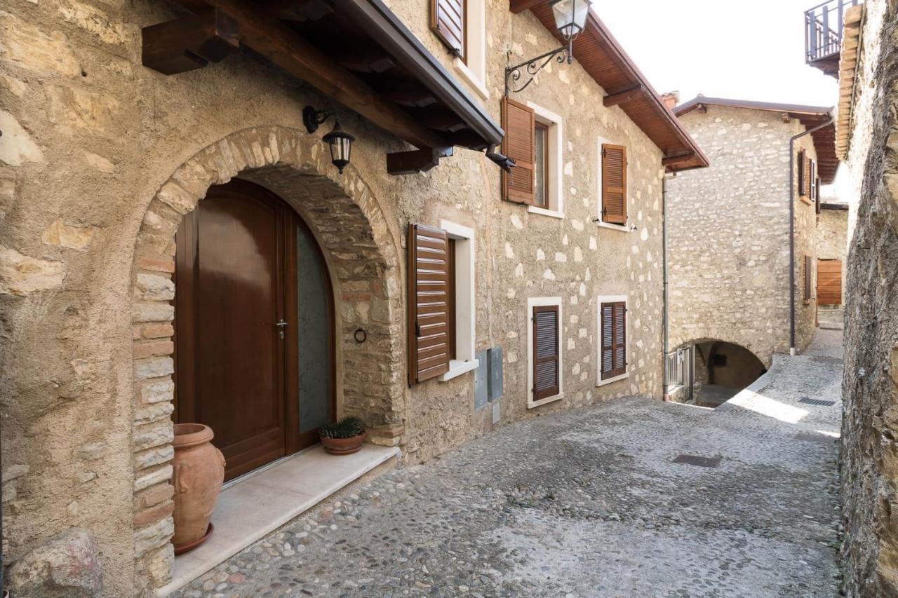 Diffuso Borgo Piovere In Tignale