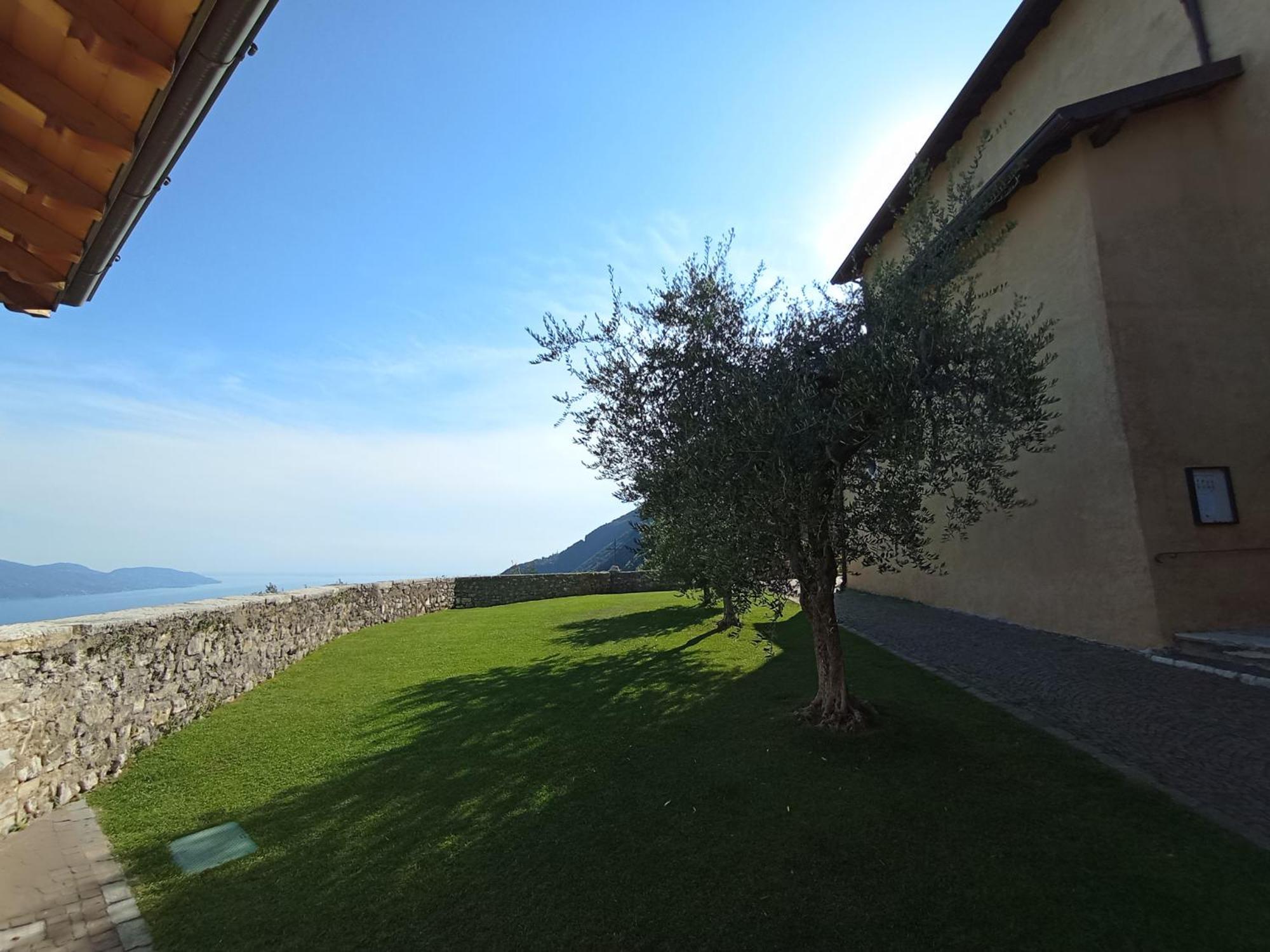 Apartment Diffuso Borgo Piovere In Tignale