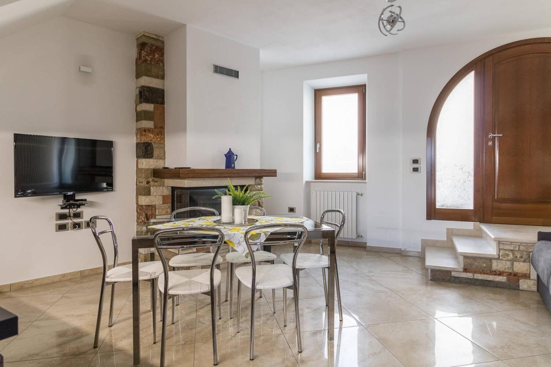 Diffuso Borgo Piovere In