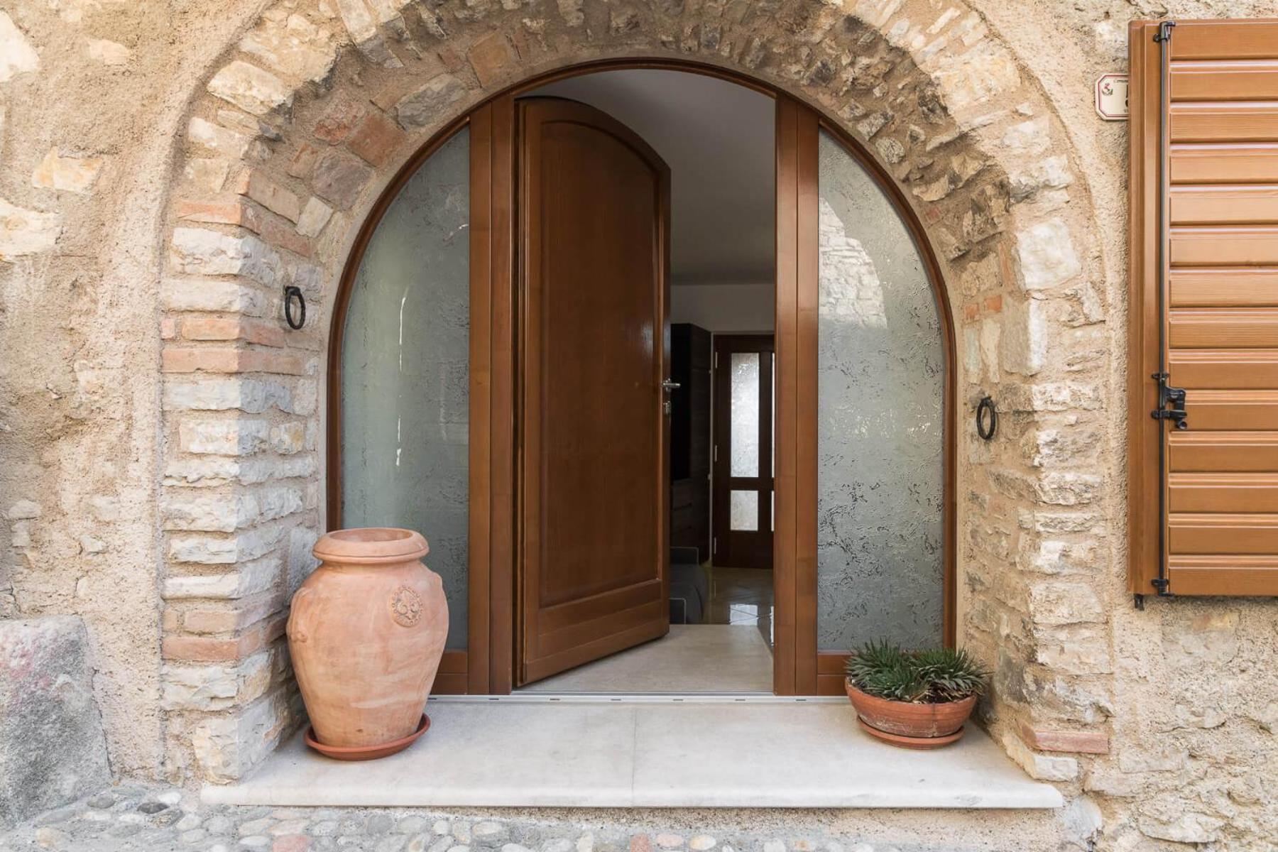 Diffuso Borgo Piovere In