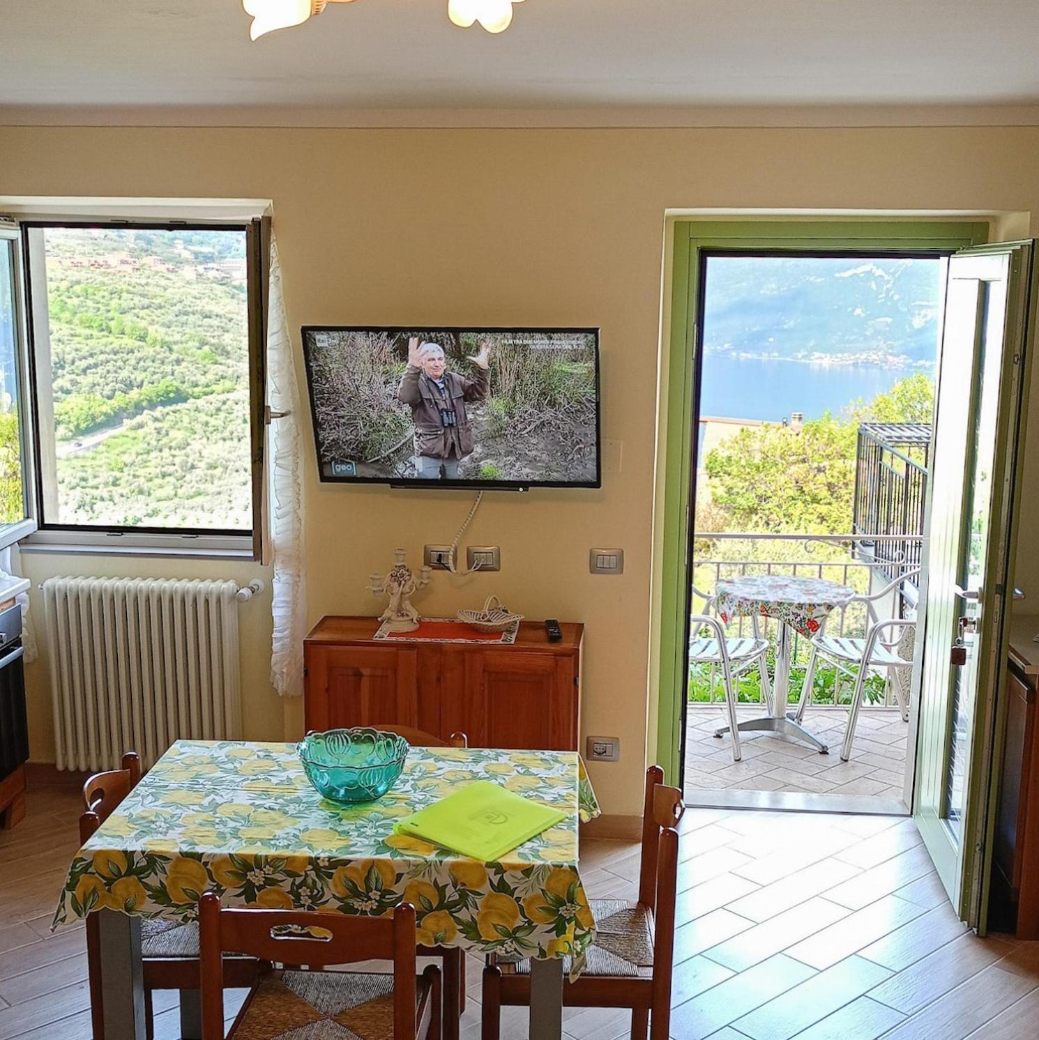Apartment Diffuso Borgo Piovere In *
